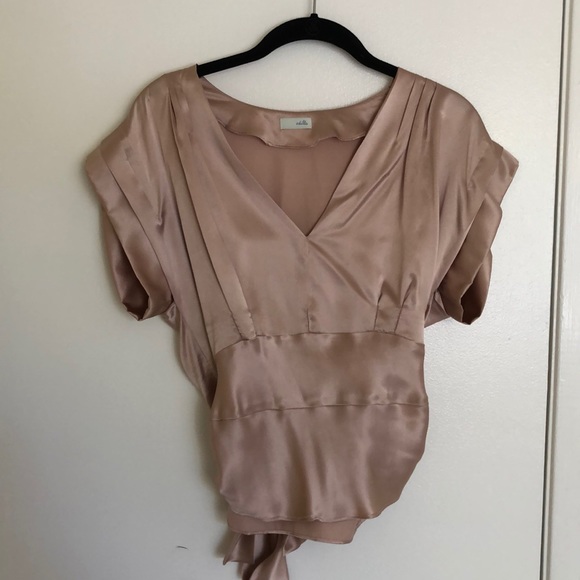 Anthropologie Tops - Anthropologie • Odille - Blush Silk Top